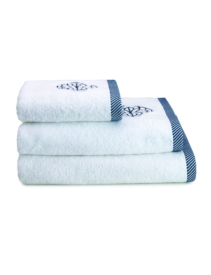 מגבת עם רקמה דגם אלמריה – aradoutlet