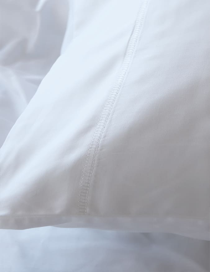 סט מצעי סאטן דגם אקוומרין – צבע לבן